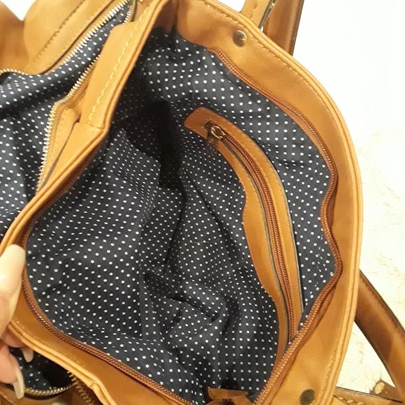 Tan purse - Picture 7 of 7